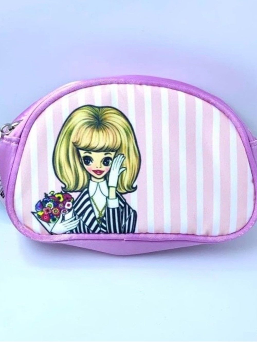 Rune Naito shell shaped Cosmetic Pouch with Showa era illustration NWT import